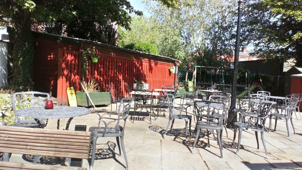 Duke Of York Hotel Hazel Grove Eksteriør billede